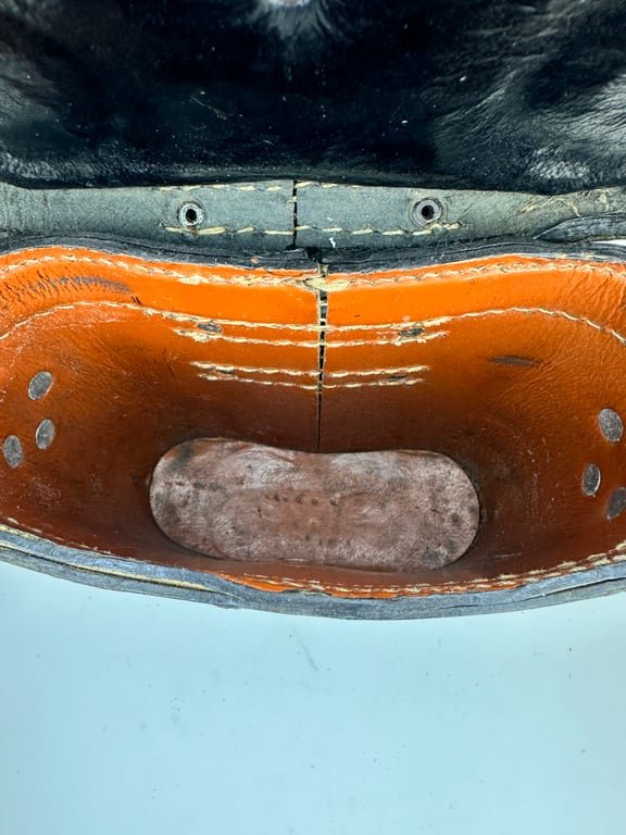 Wehrmacht binoculars 'Dienstglas' 7x50 (Doppelfernrohr) complete with original leather carrying case — image 7