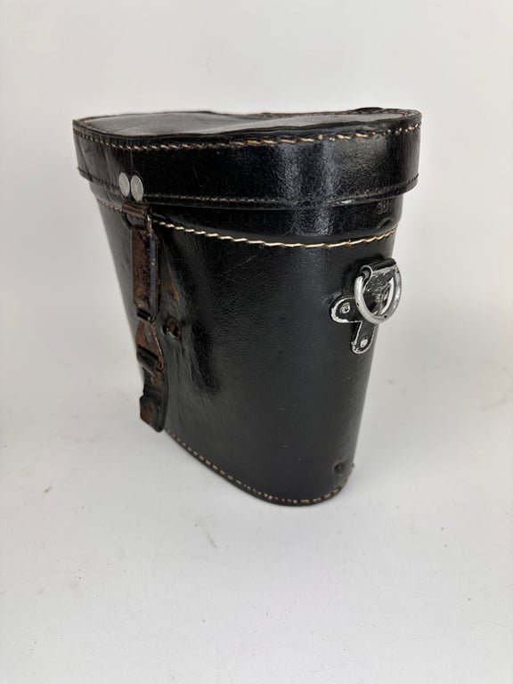 Wehrmacht binoculars 'Dienstglas' 7x50 (Doppelfernrohr) complete with original leather carrying case — image 8