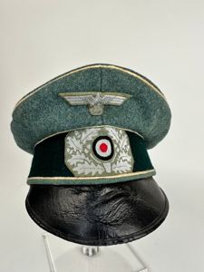 Untouched Heer Infanterie officer crusher Feldmutze.