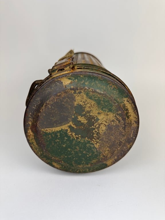Orginal ' Normandie' 3 Tone Camo Canister. — image 6