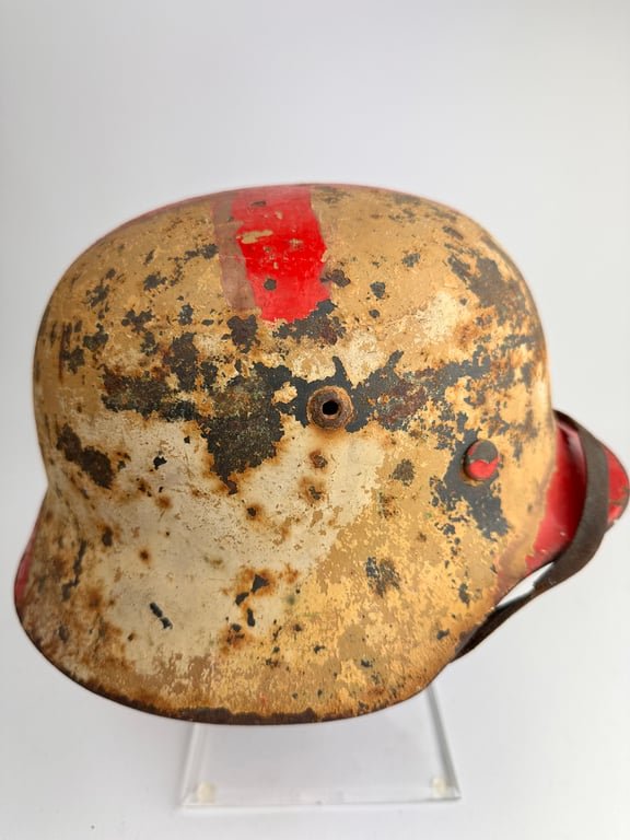 M35 German Medic Helmet 'Red Cross' — image 5