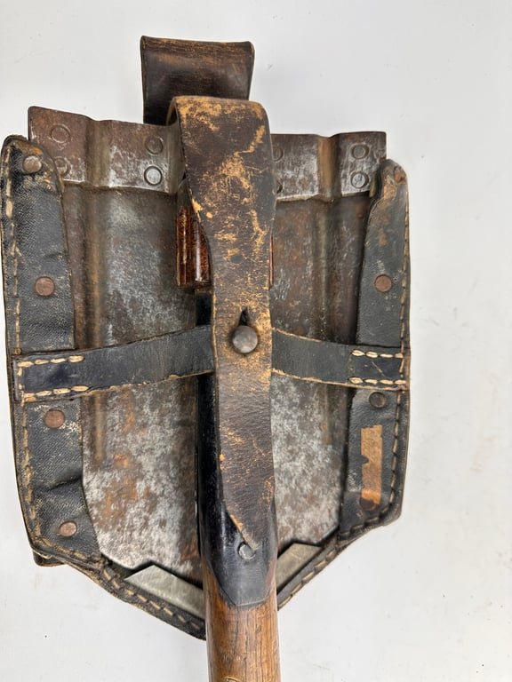 Wehrmacht Folding Shovel Carrying Case 2nd pattern — image 4
