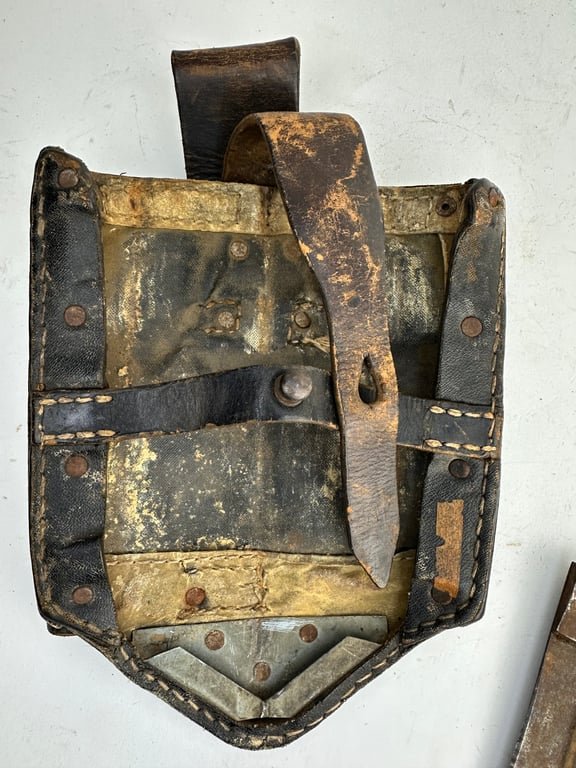 Wehrmacht Folding Shovel Carrying Case 2nd pattern — image 5