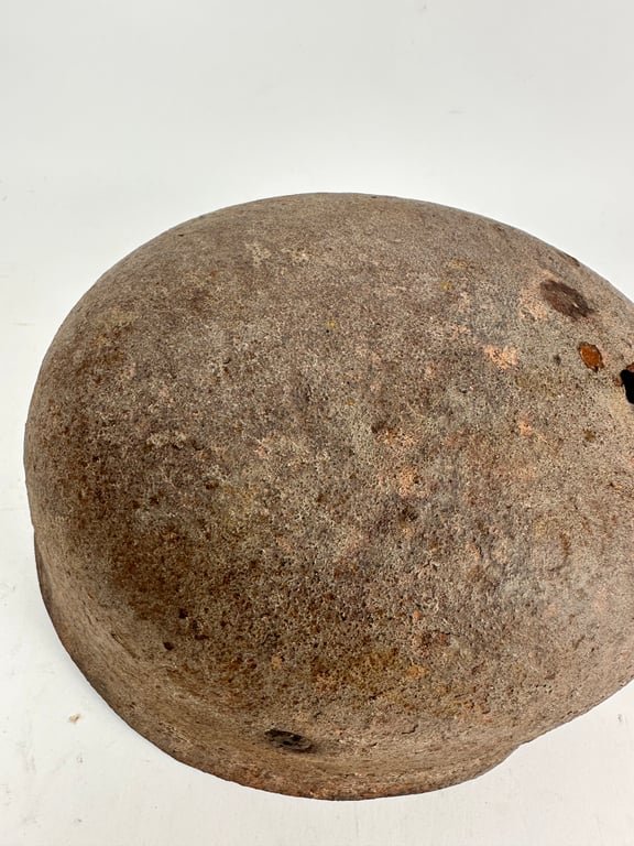 Untouched M38 Fallschirmjäger Helmet 'Barnfind' — image 7