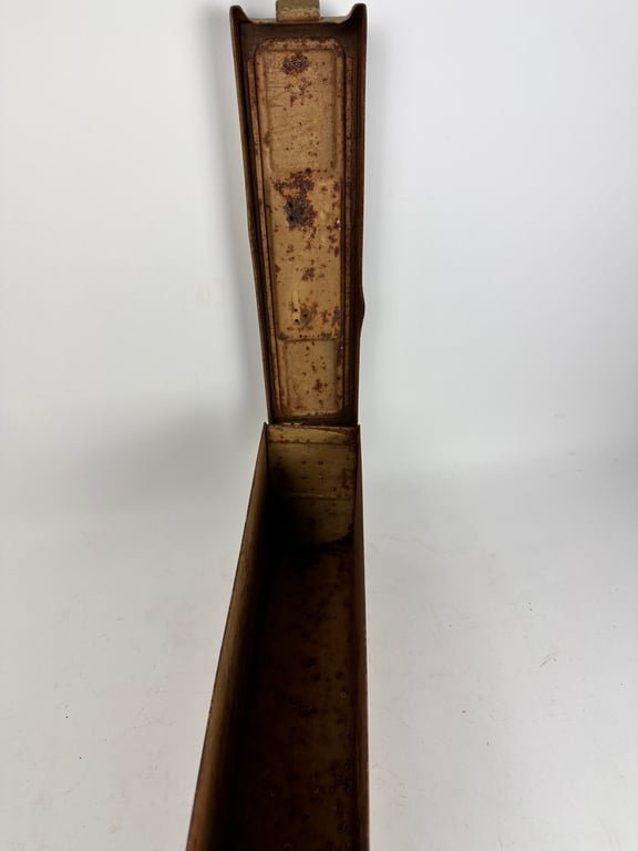 Rare MG34/42 'Werkzeugkasten' 3 tone normandie camo. — image 10