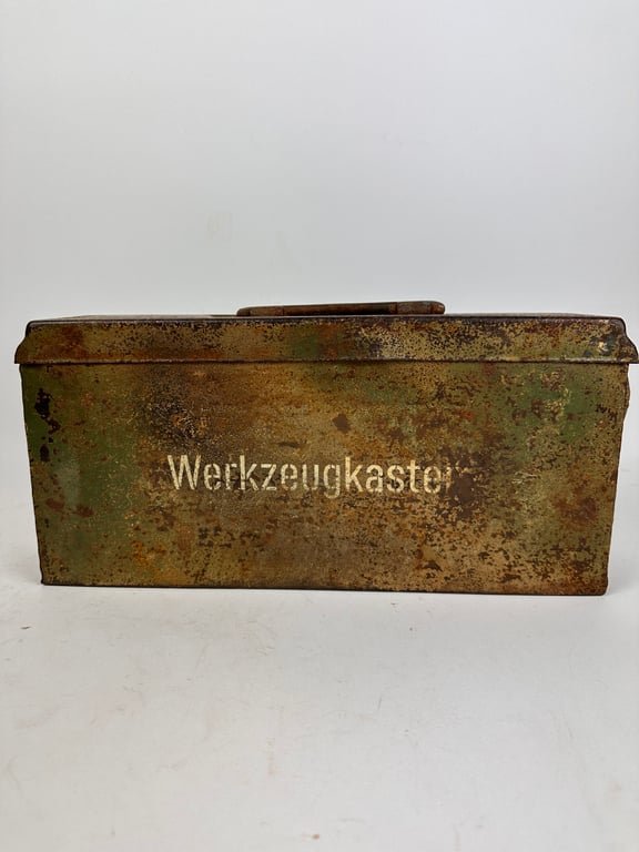 Rare MG34/42 'Werkzeugkasten' 3 tone normandie camo. — image 3