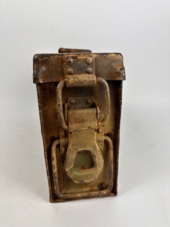 Rare MG34/42 'Werkzeugkasten' 3 tone normandie camo. — image 4