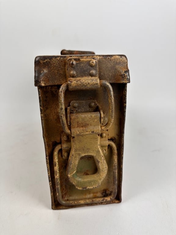 Rare MG34/42 'Werkzeugkasten' 3 tone normandie camo. — image 5