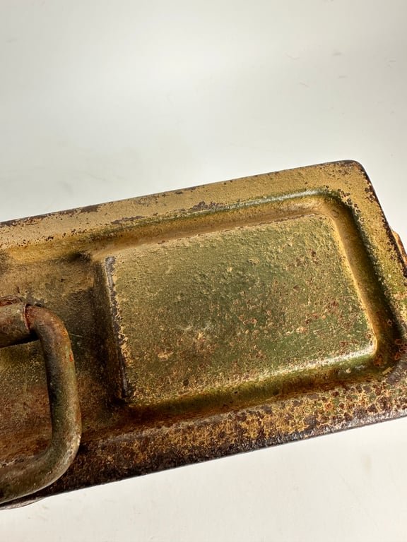 Rare MG34/42 'Werkzeugkasten' 3 tone normandie camo. — image 8