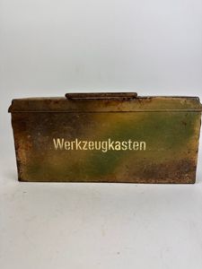 Rare MG34/42 'Werkzeugkasten' 3 tone normandie camo.