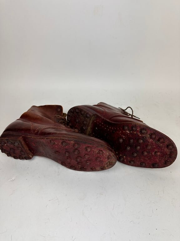 Period made 'Hitler Jugend' shoes. — image 2