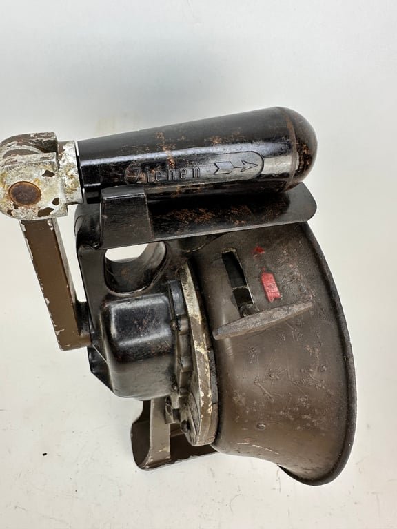 Wehrmacht Hand Cranked Air Raid Siren — image 4