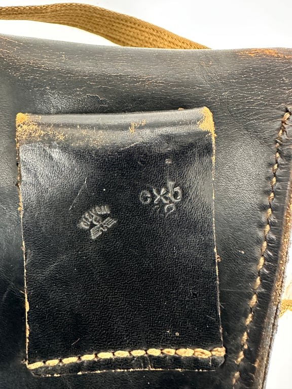 German WH Rifle Grenade Launcher Pouch — image 5