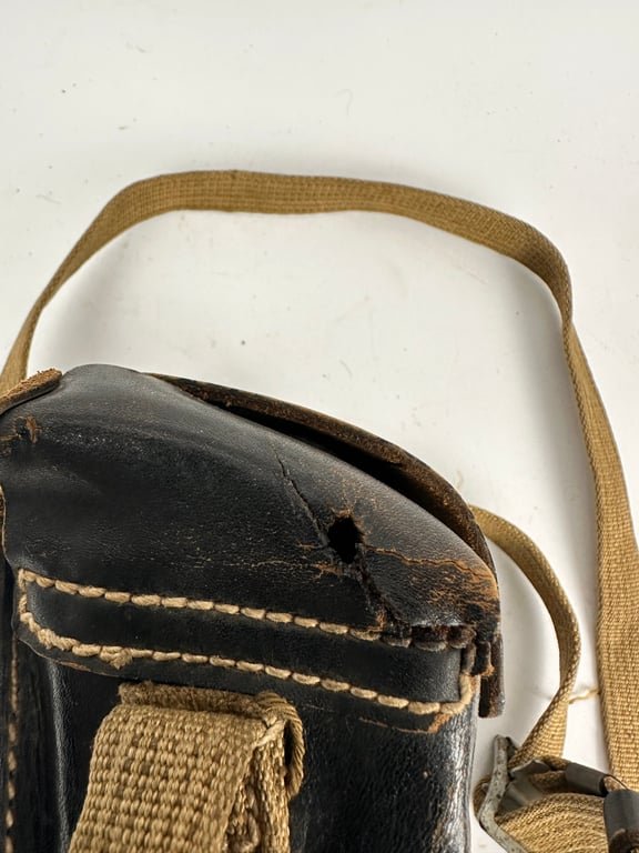 German WH Rifle Grenade Launcher Pouch — image 6