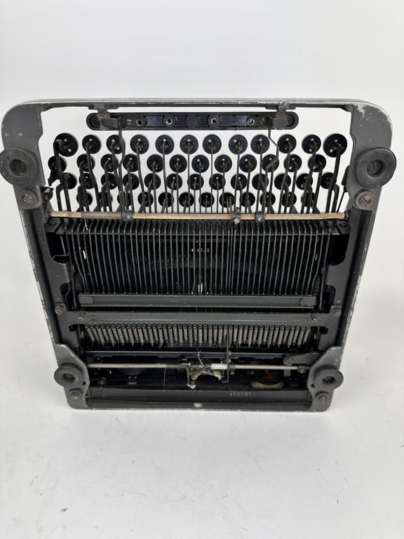Waffen-SS typewriter 'Olympia'in norginal box — image 9