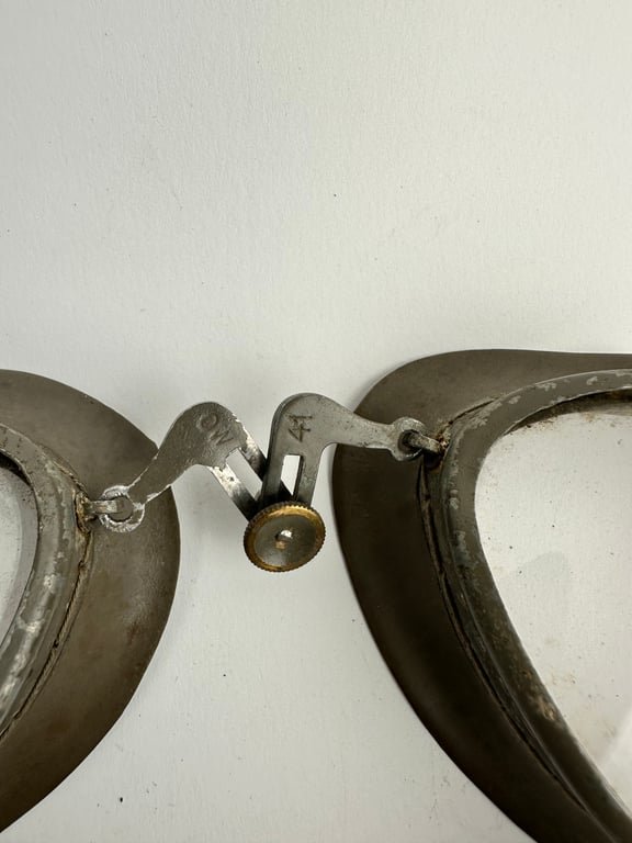 Wehrmacht 'Kradmelder brille' 1941 O.W. — image 2
