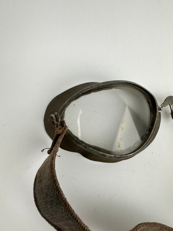 Wehrmacht 'Kradmelder brille' 1941 O.W. — image 3