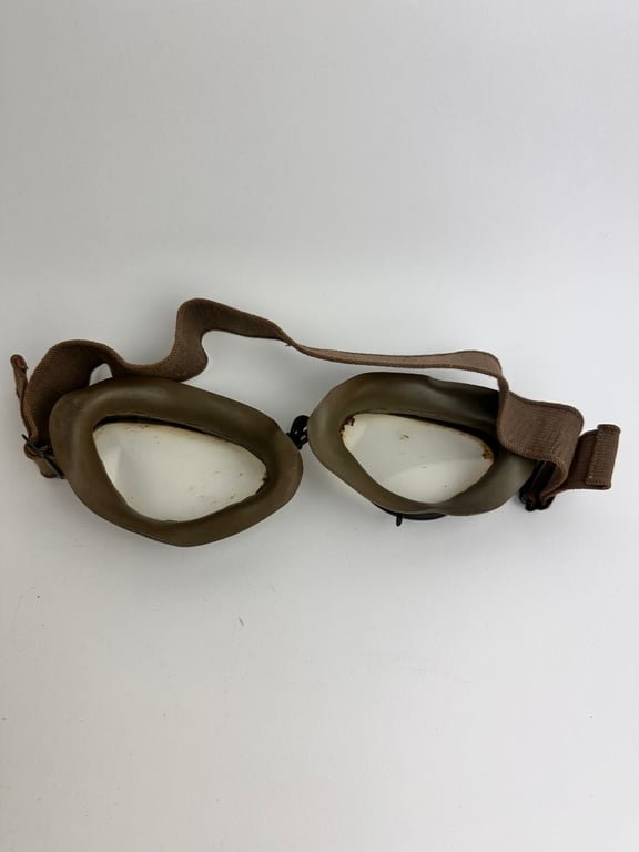 Wehrmacht 'Kradmelder brille' 1943 P.W. — image 4