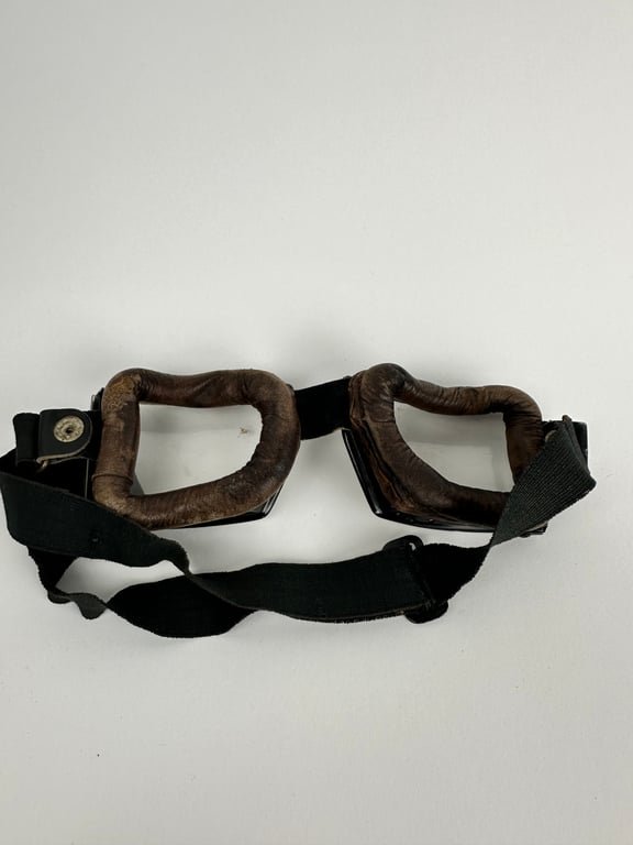 Wehrmacht 'Kradmelder brille' — image 4