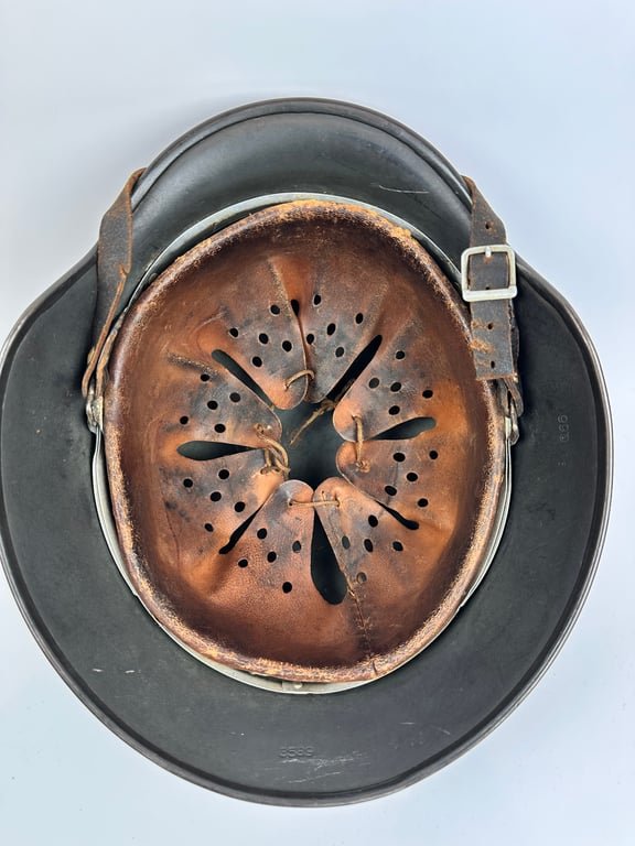 M35 'Re-issued' Ex DD Wehrmacht helmet 'Q66' camo — image 7