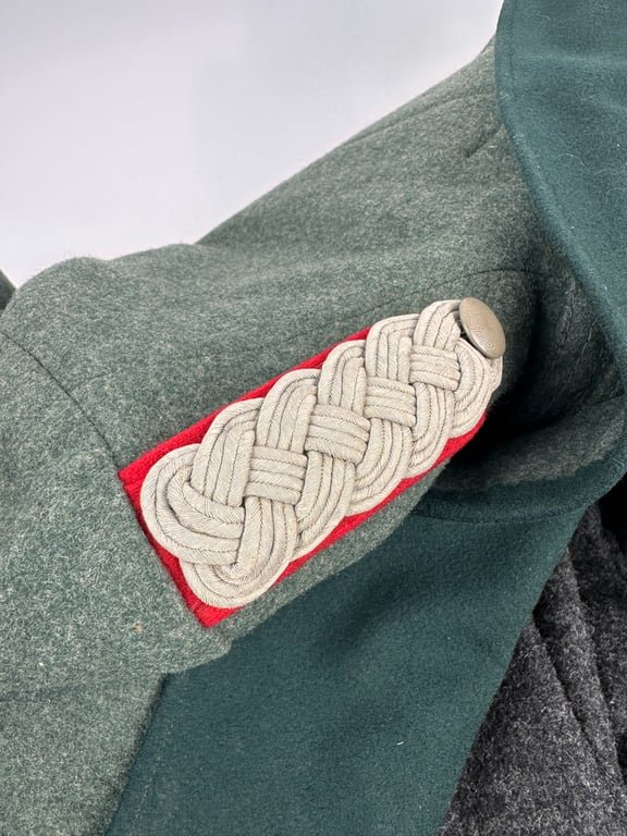 German WH M36 Officer Greatcoat Artillery Major. — image 4