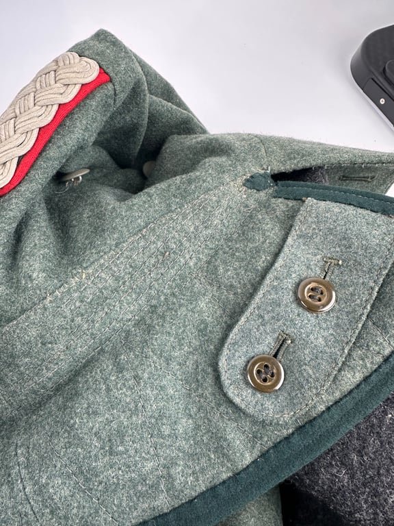 German WH M36 Officer Greatcoat Artillery Major. — image 6