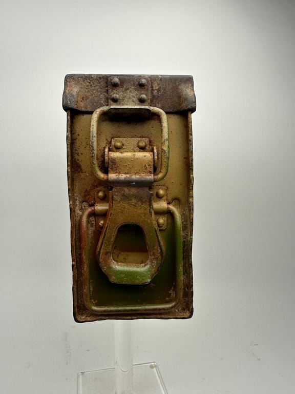 Rare MG34/42 'Werkzeugkasten' 3 tone normandie camo. 1945 — image 3