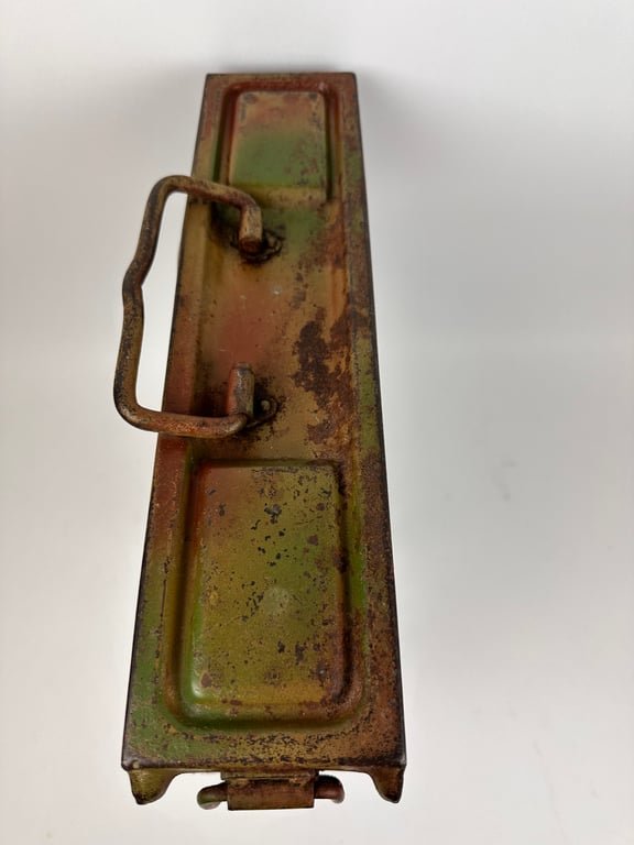 Rare MG34/42 'Werkzeugkasten' 3 tone normandie camo. 1945 — image 5