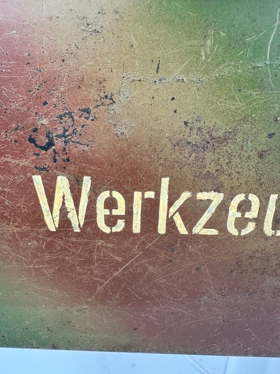 Rare MG34/42 'Werkzeugkasten' 3 tone normandie camo. 1945 — image 7