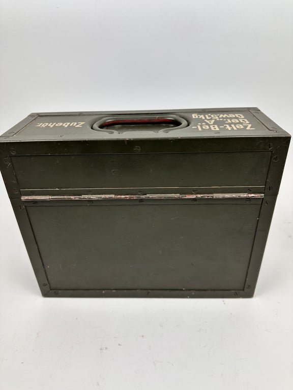 WW2 German Box 'Zelt-Bel-Ger.,,A'Gew.5,1Kg' Zubehor — image 4