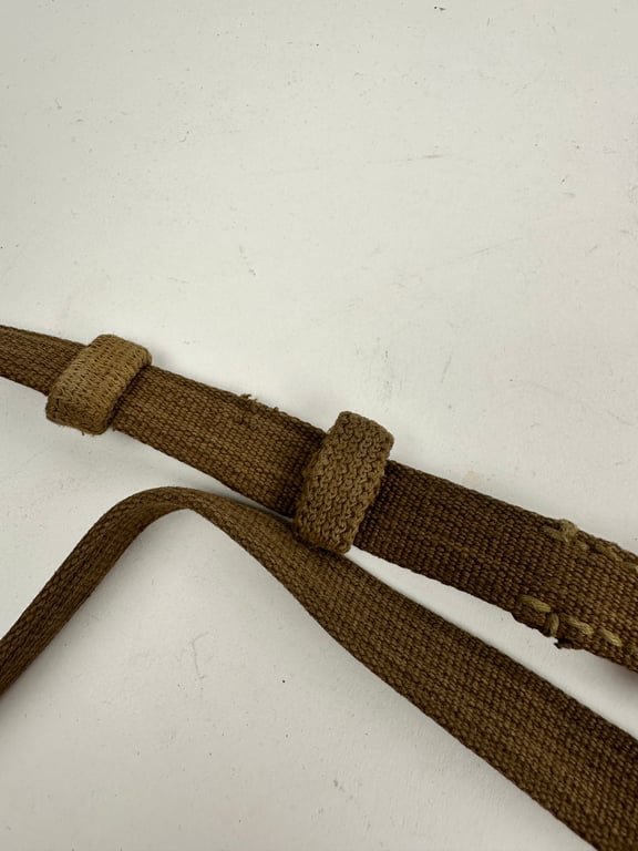 Wehrmacht A-frame 3-loop webbing mess kit strap — image 3
