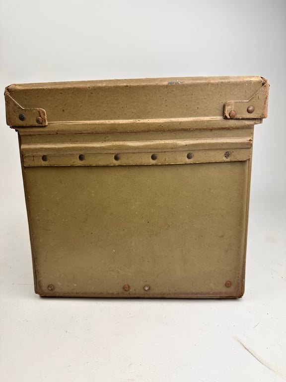 WW2 3,7 cm Flak Box 1945 — image 5