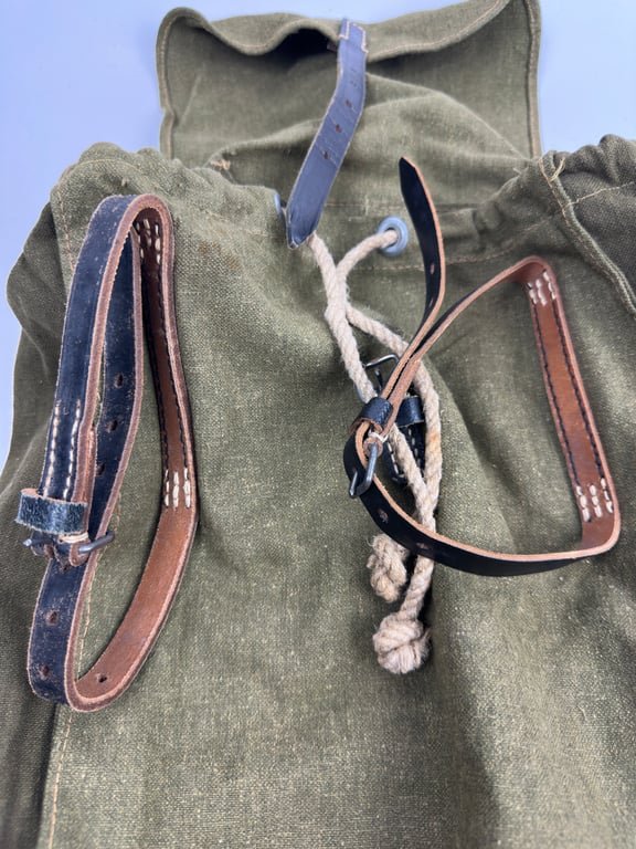 WW2 German late war M44 'Rucksack' — image 8