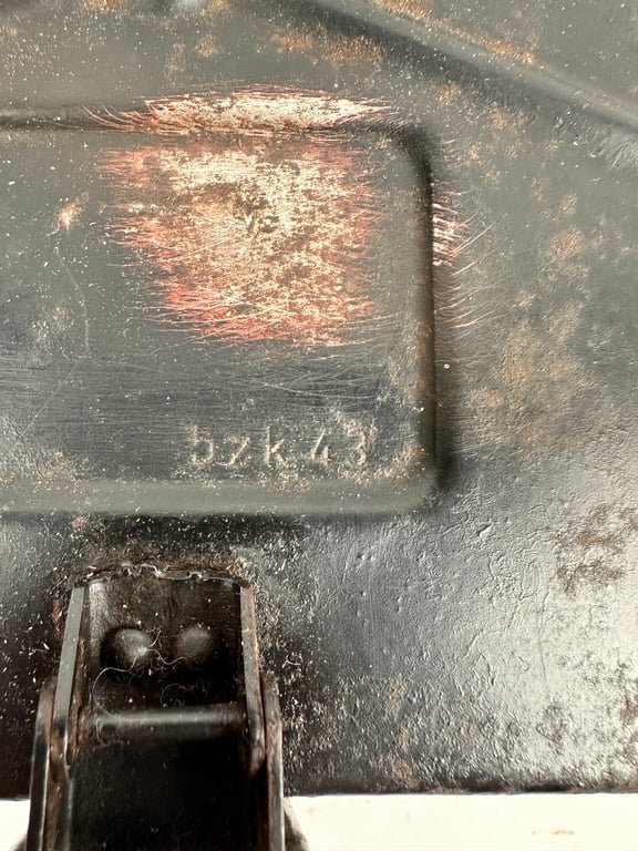 Wehrmacht bicycle 'Truppenfahrrad' ammuntion box by bzk 1943 — image 4