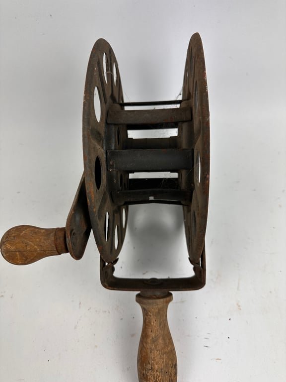 Original German WWII Big Hand Held Cable Reel With... — image 6