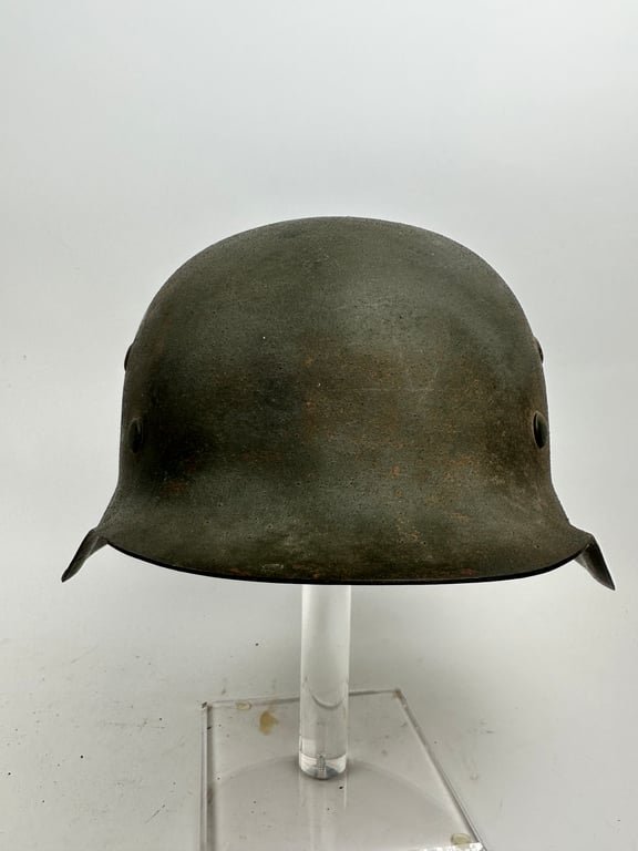 M42 German Helmet 'Rough camo paint' — image 2