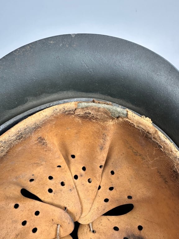 M42 German Helmet 'Rough camo paint' — image 9