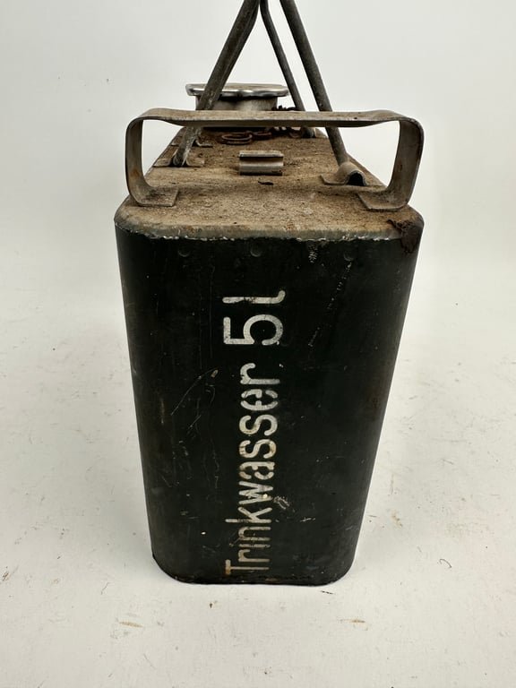 Luftwaffe 5 Liter Trinkwasser Behälter — image 3