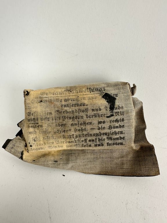 Small Wehrmacht first aid bandage 1941 — image 2