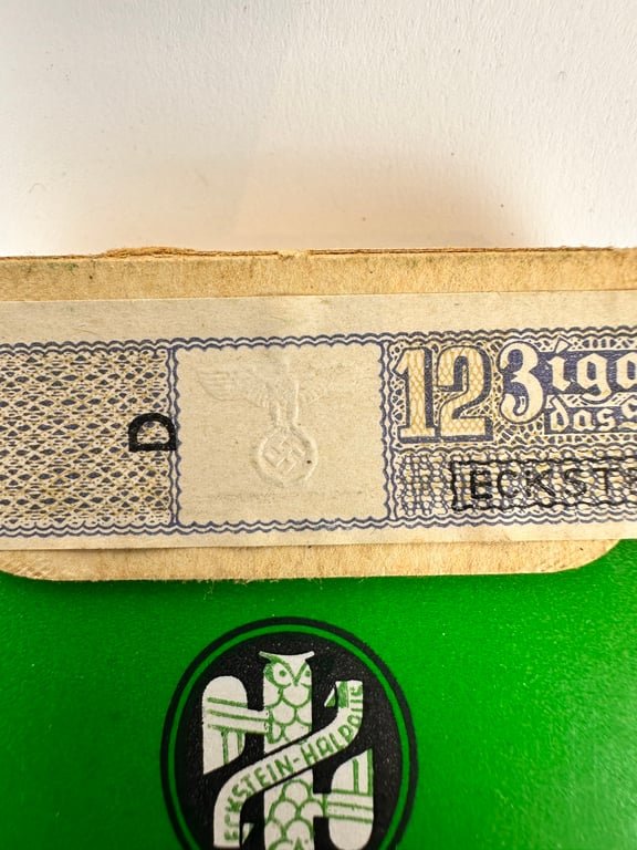 WW2 German 'eckstein cigaretten' — image 3