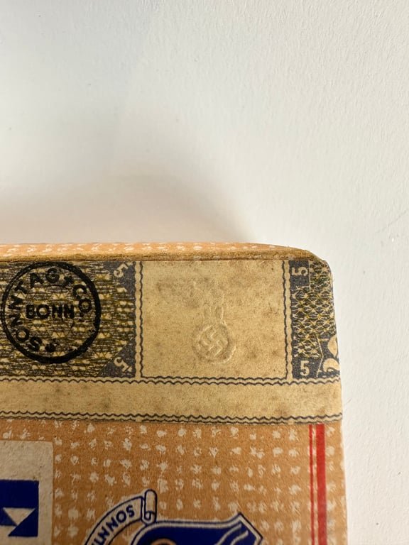 WW2 German 'FFF' Virginia cigarettes — image 10