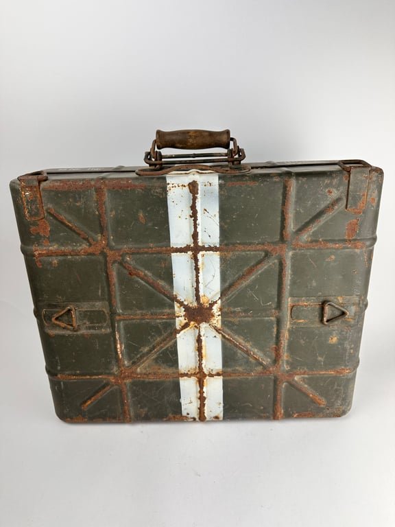 WW2 German Smoke Stick Grenade Box 1939 — image 4