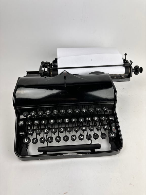 Rare Black Waffen-SS typewriter by Olympia — image 17