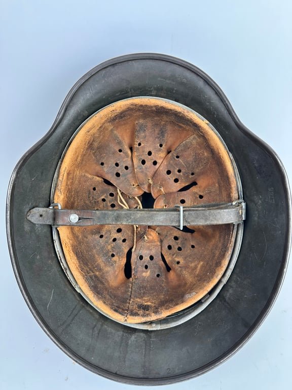 Untoched SD M40 Wehrmacht Helmet 'ET66' — image 3