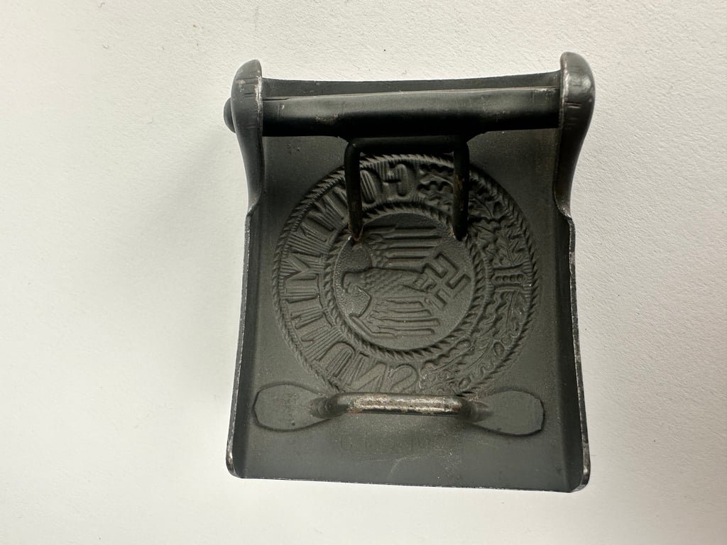 Steel Heer belt buckle marked C.T.D. 1943 'mint' — image 4