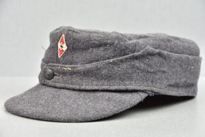 M43 Hitlerjugend 'Flakhelper' field cap with RBNr. 1944