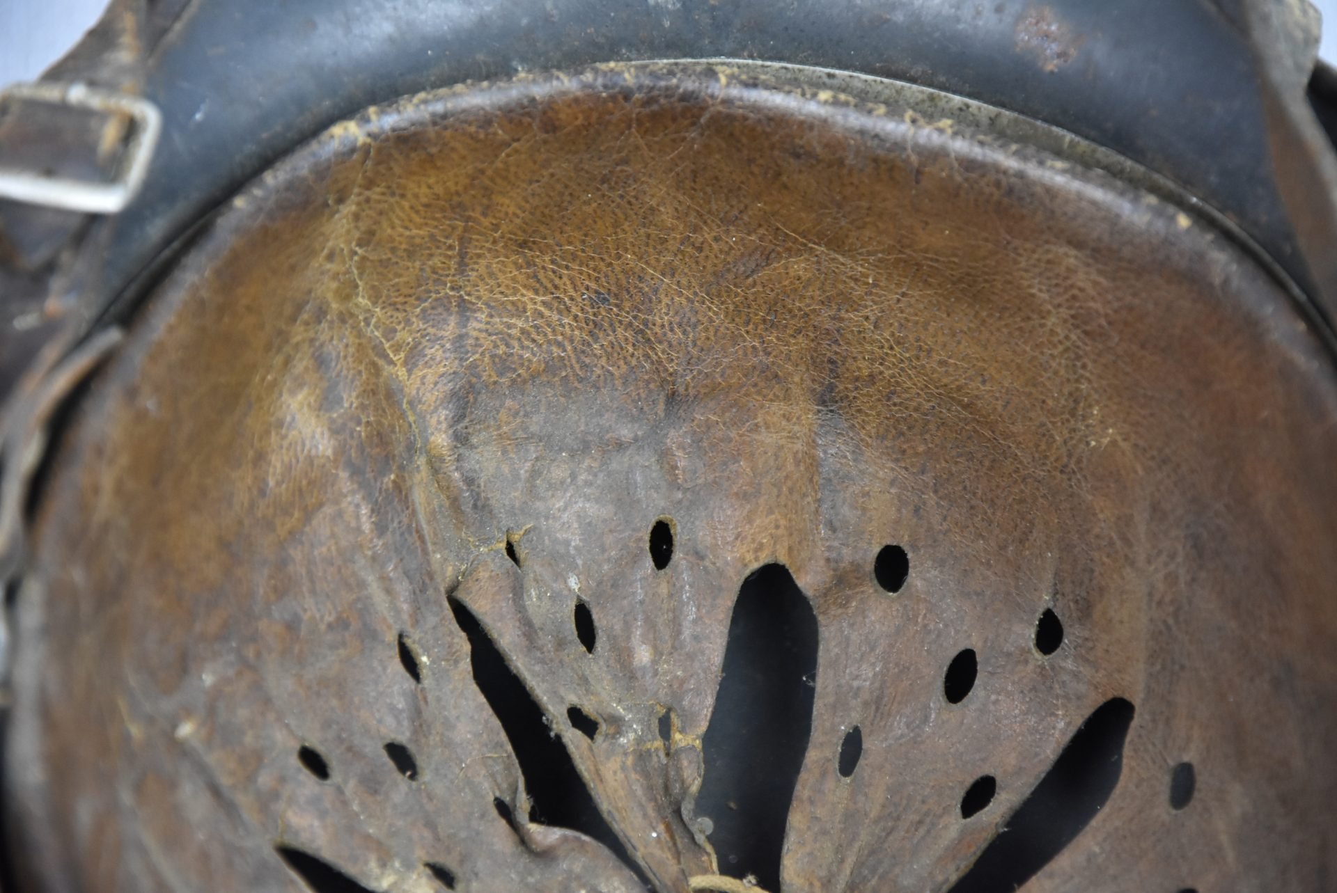 Early M35 Luftwaffe double decal steel helmet with droop tail eagle ET64 1937 — image 27