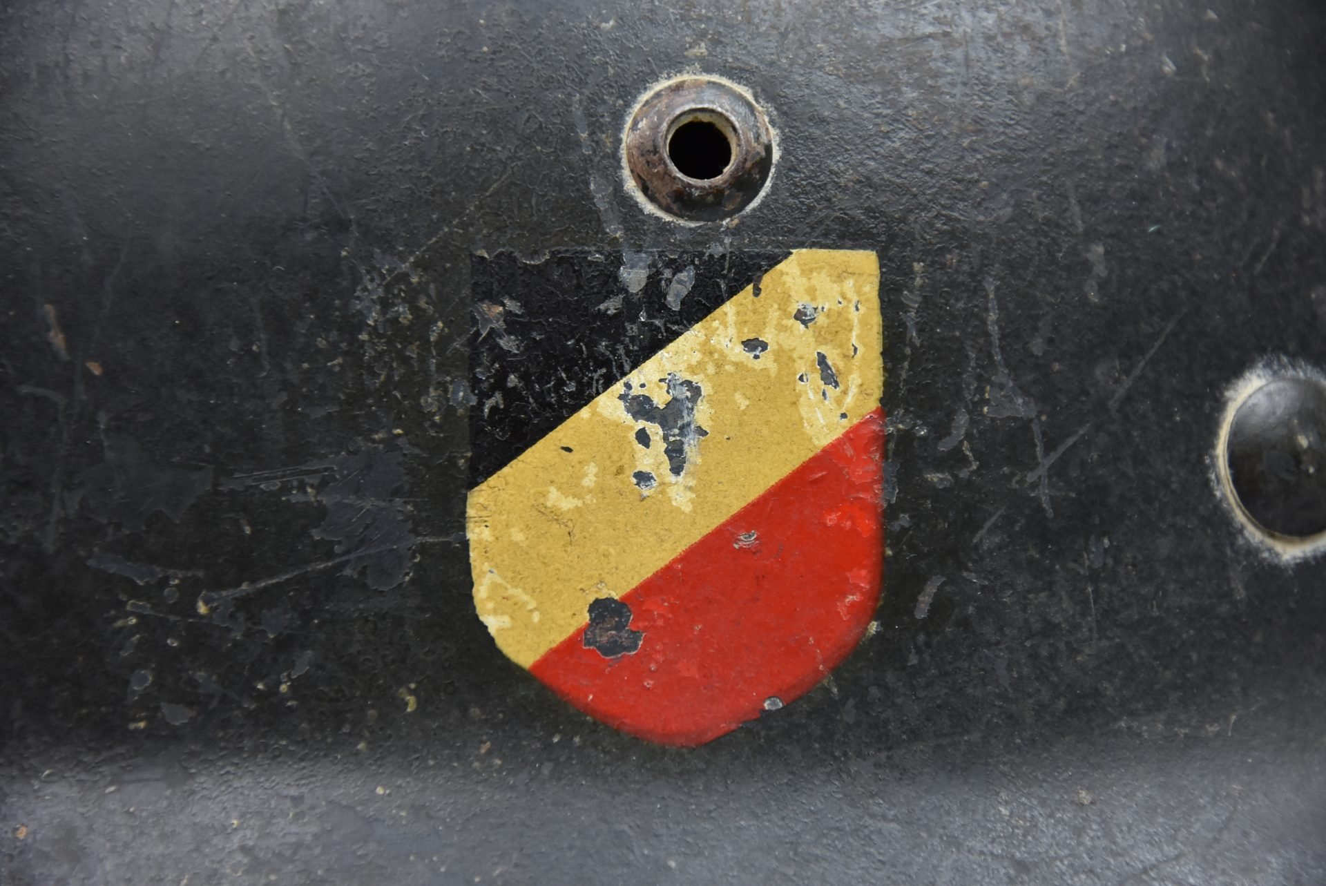 Early M35 Luftwaffe double decal steel helmet with droop tail eagle ET64 1937 — image 5