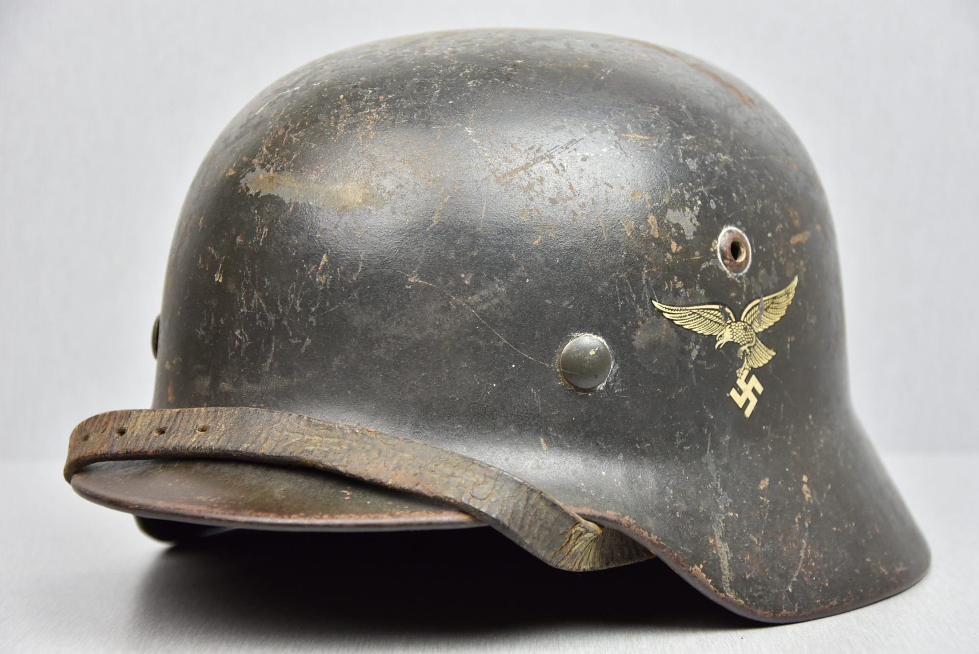 Early M35 Luftwaffe double decal steel helmet with droop tail eagle ET64 1937 — image 7