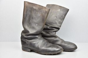Wehrmacht/SS enlisted men leather boots with hob nails
